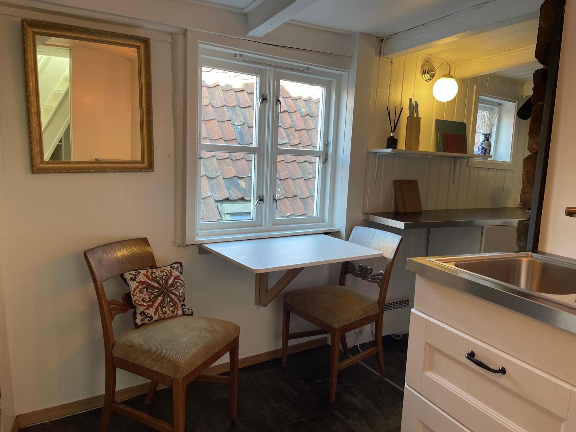 Historisk Hus I Gamle